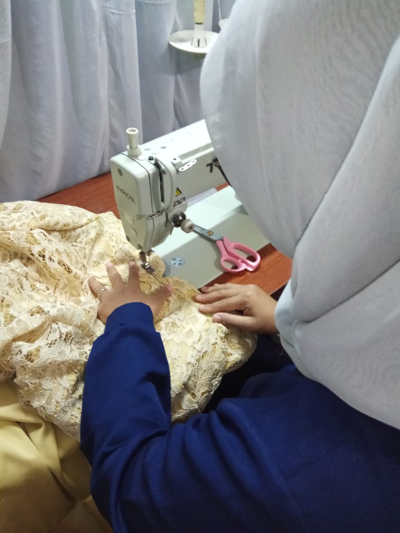 Bermula Tempahan Kebaya, Kini PAS Tangkap Peluang Konfeksi